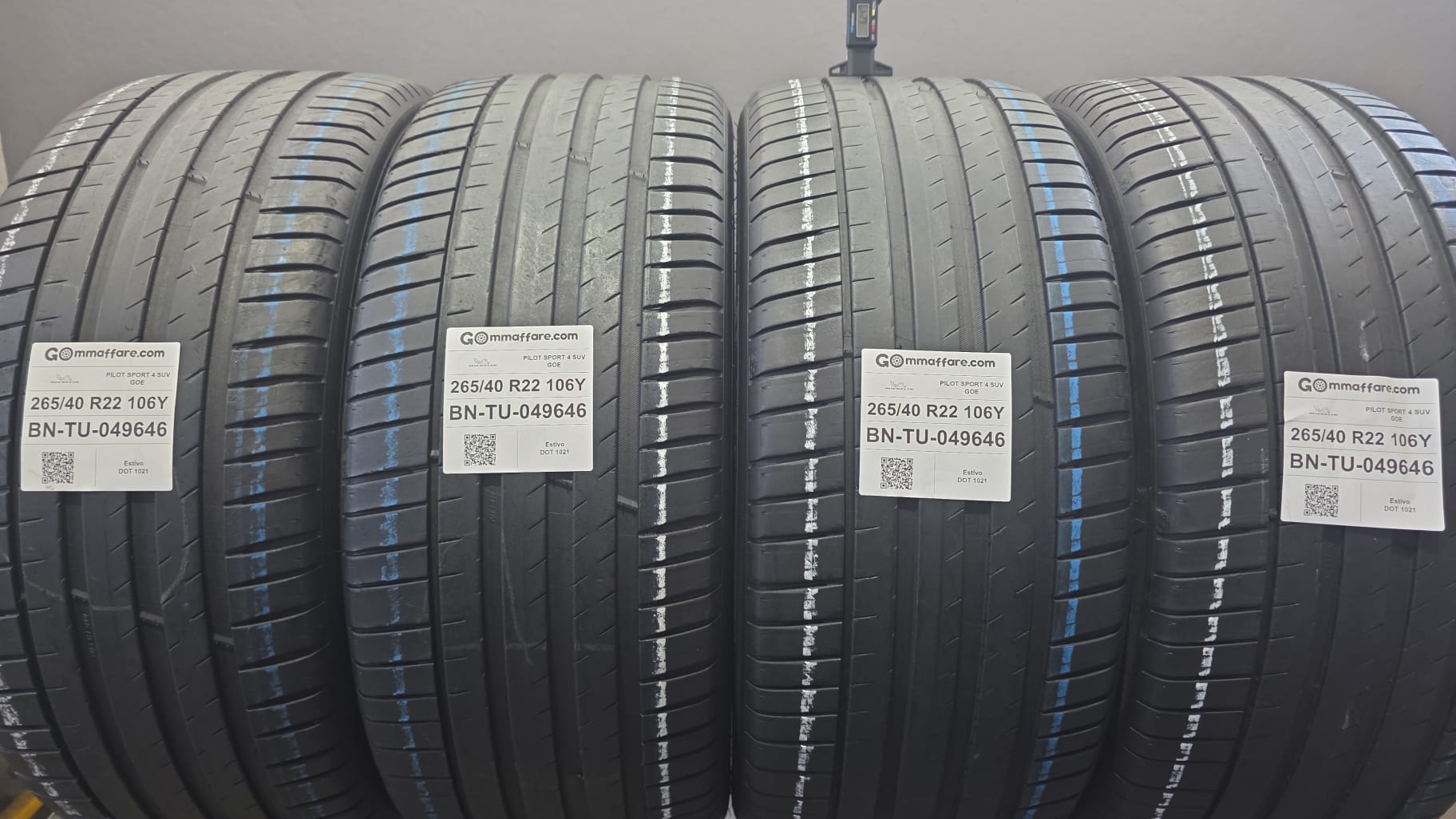 Michelin PILOT SPORT 4 SUV GOE 265/40 R22